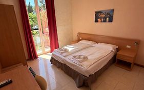 Hotel Villa Flora